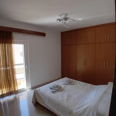 아파트 Dioni Of Rhodes *